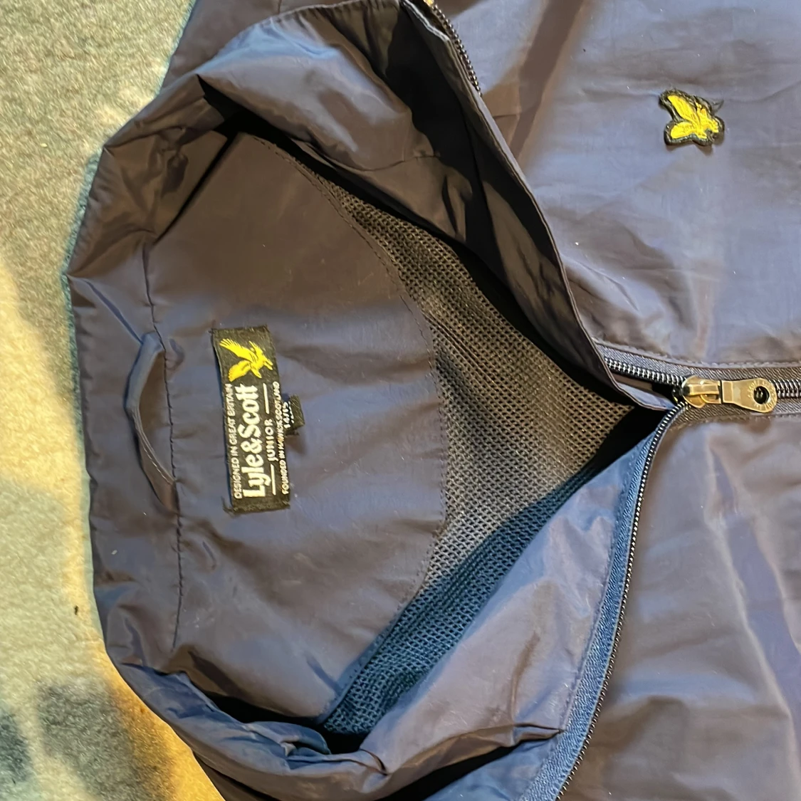 Blå vindjacka från Lyle & Scott - 1