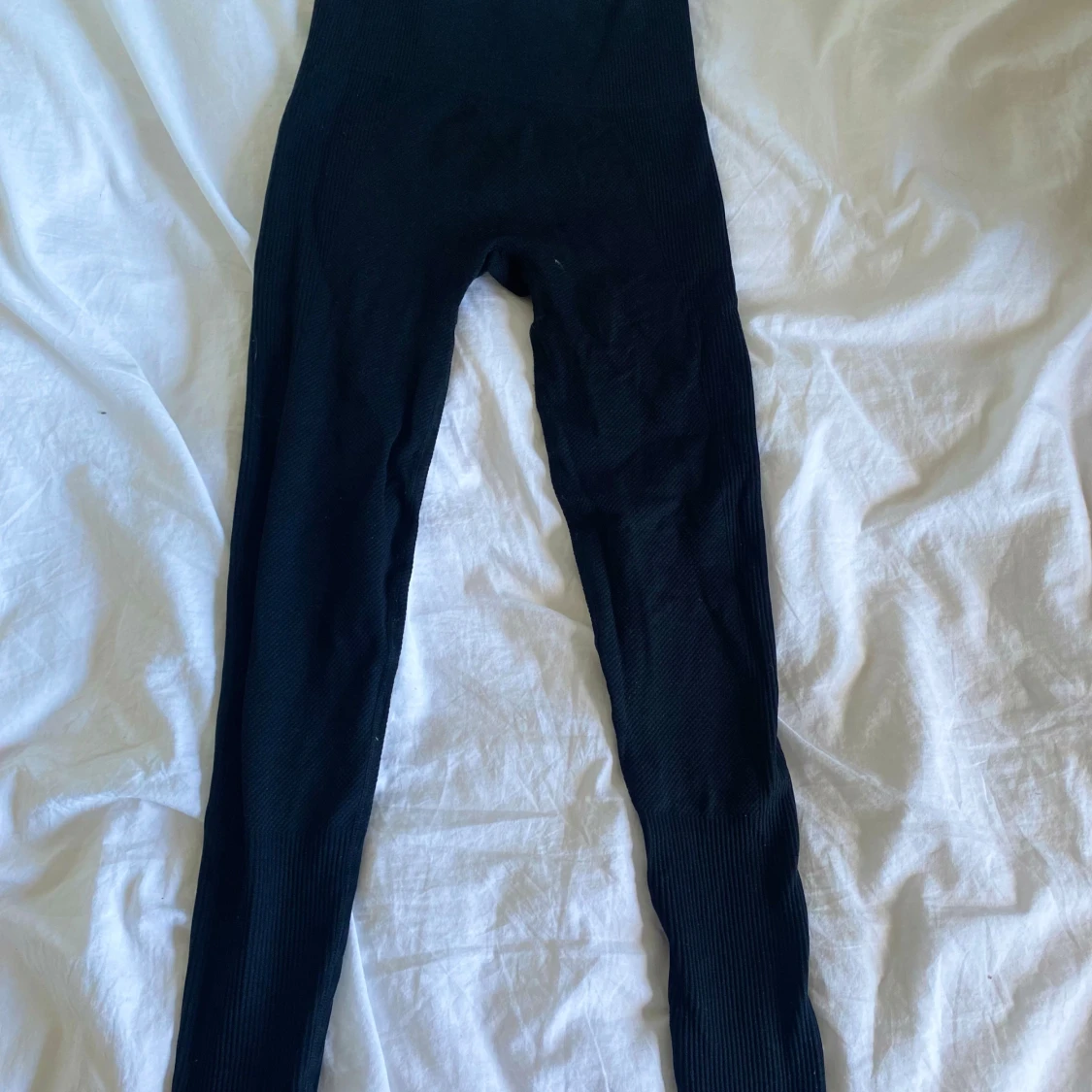 Svarta ribbade leggings från SHEIN
