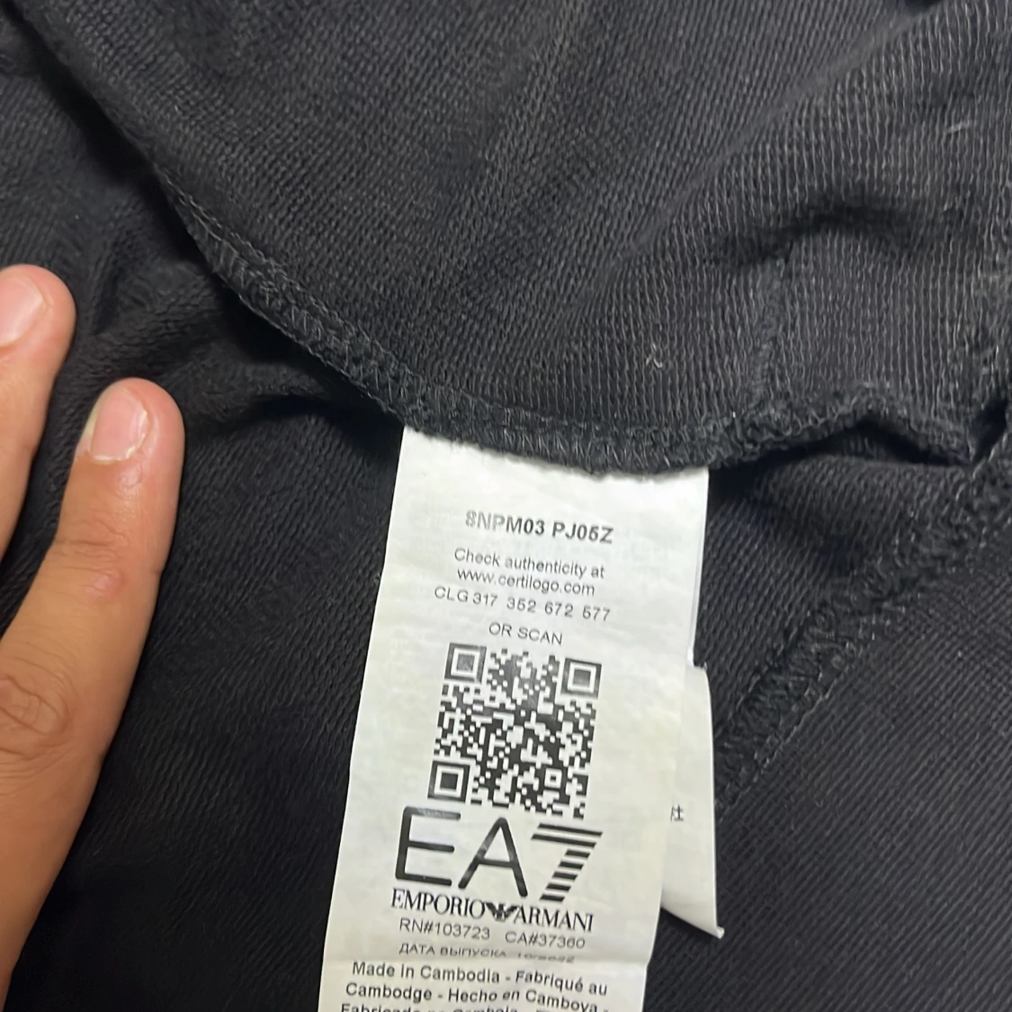 Svart EA7 hoodie med dragkedja - 2