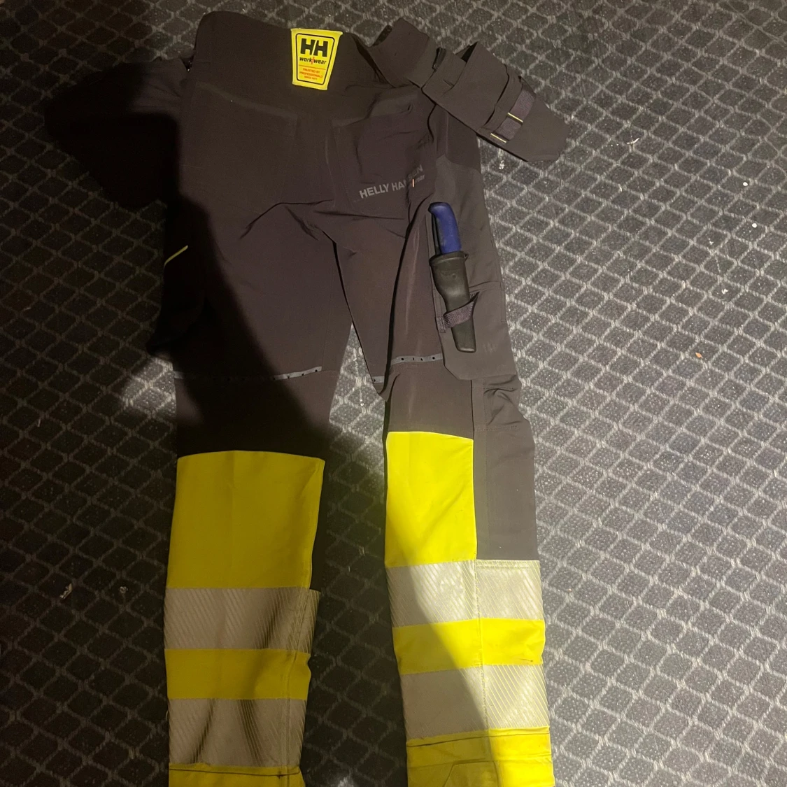 Svarta och gula arbetsbyxor Helly Hansen - 3