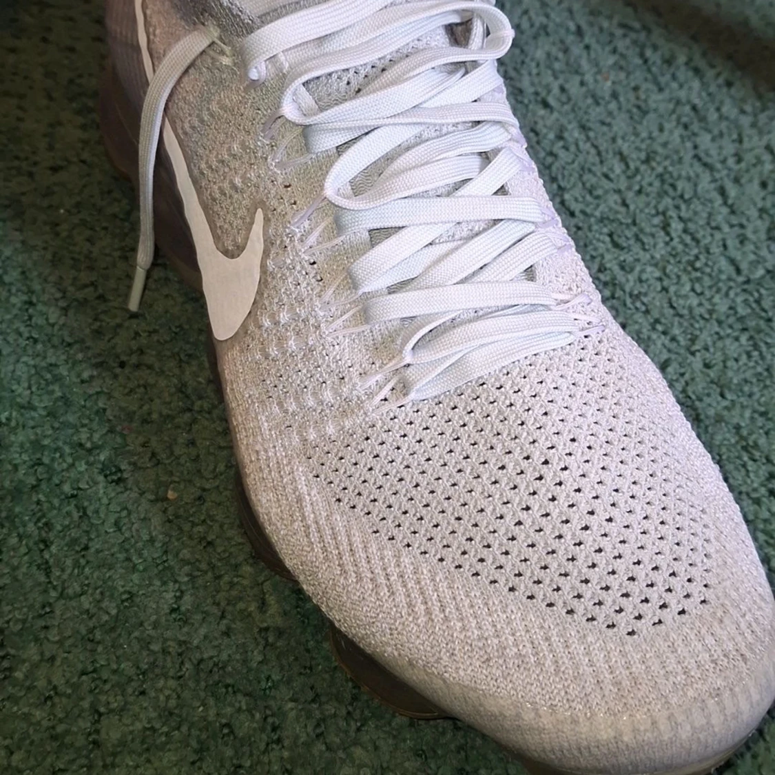 Nike Vapormax Flyknit vit strl 45 - 2