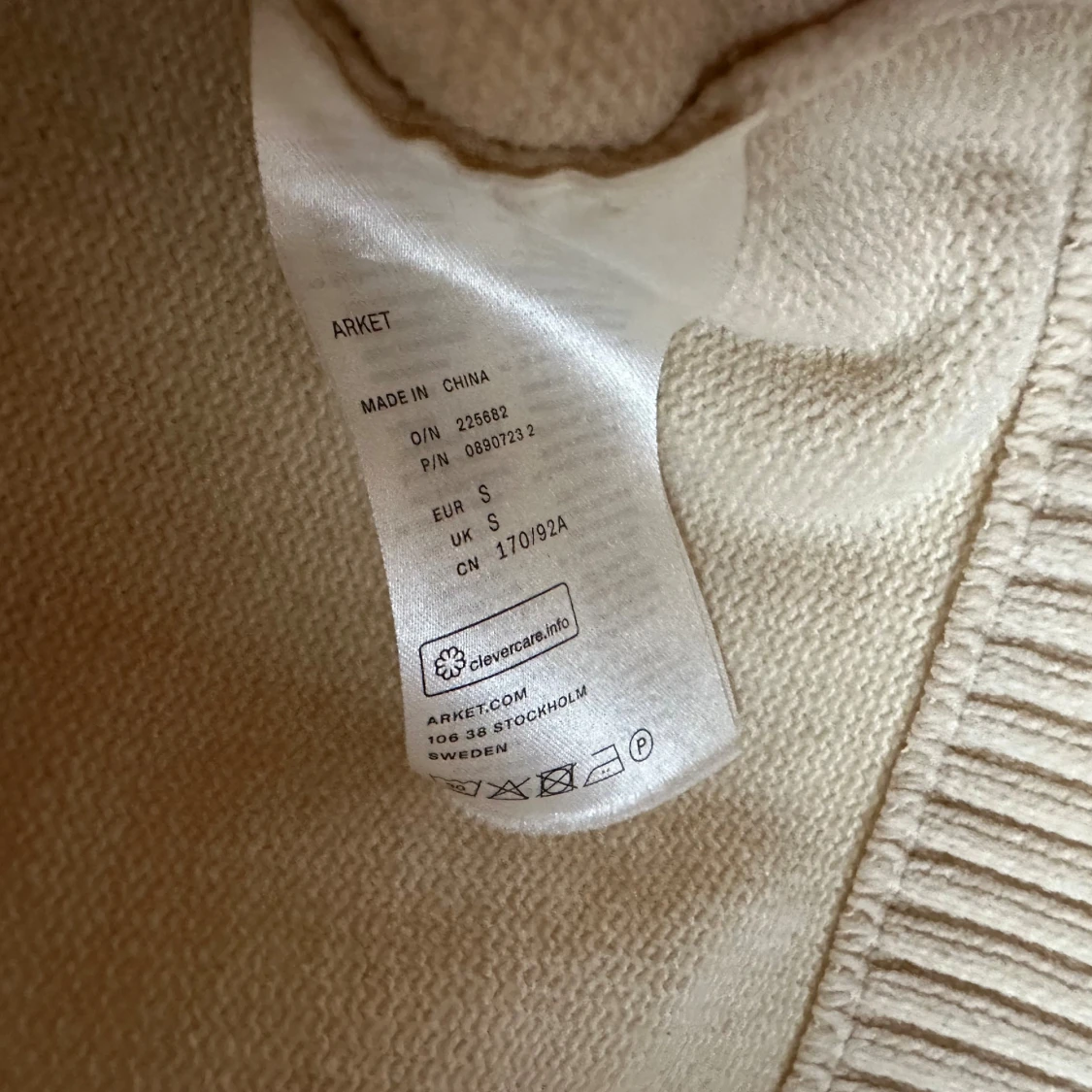 Beige stickad tröja från Arket - 3