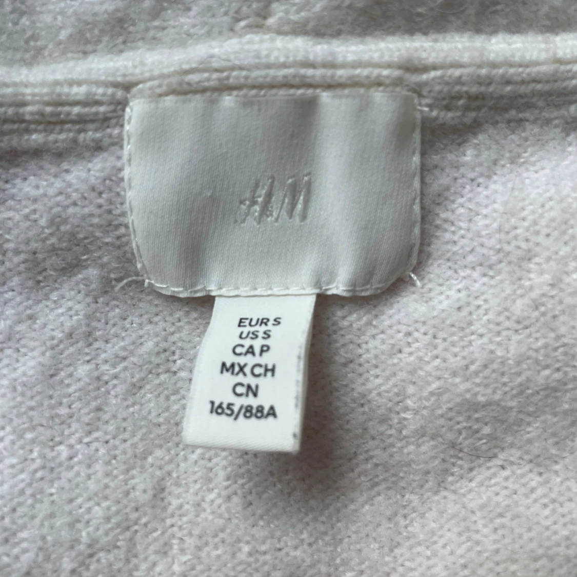 Vit stickad tröja - 2