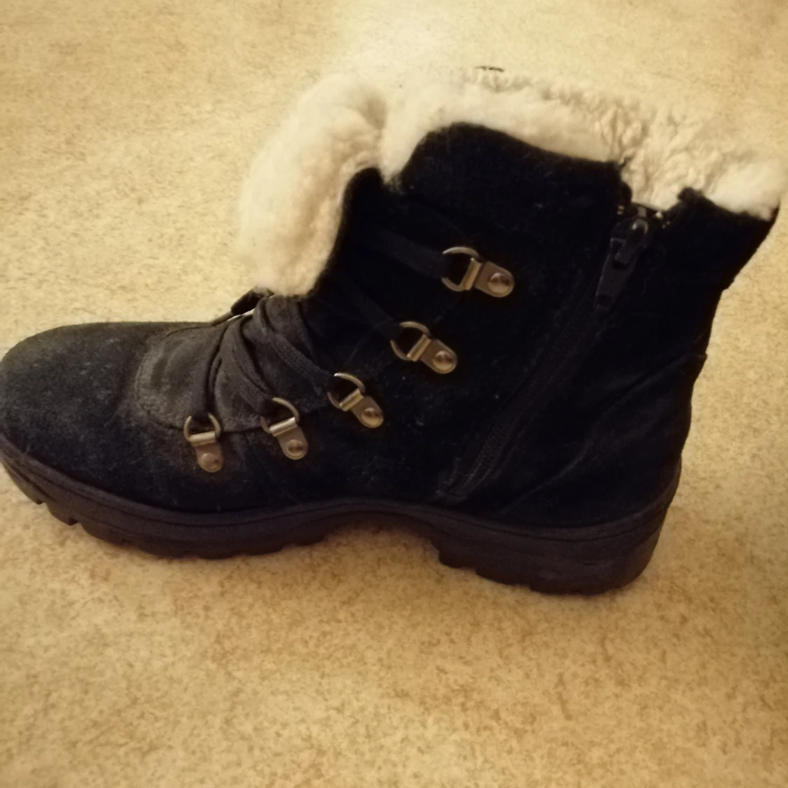 Svarta vinterkängor med fårskinn - 2
