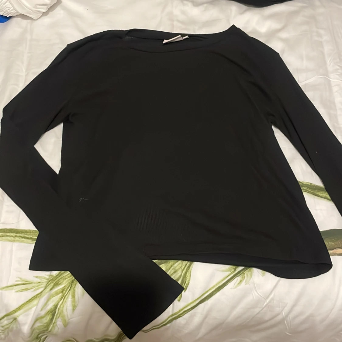 Svart långärmad topp från Nelly - 2