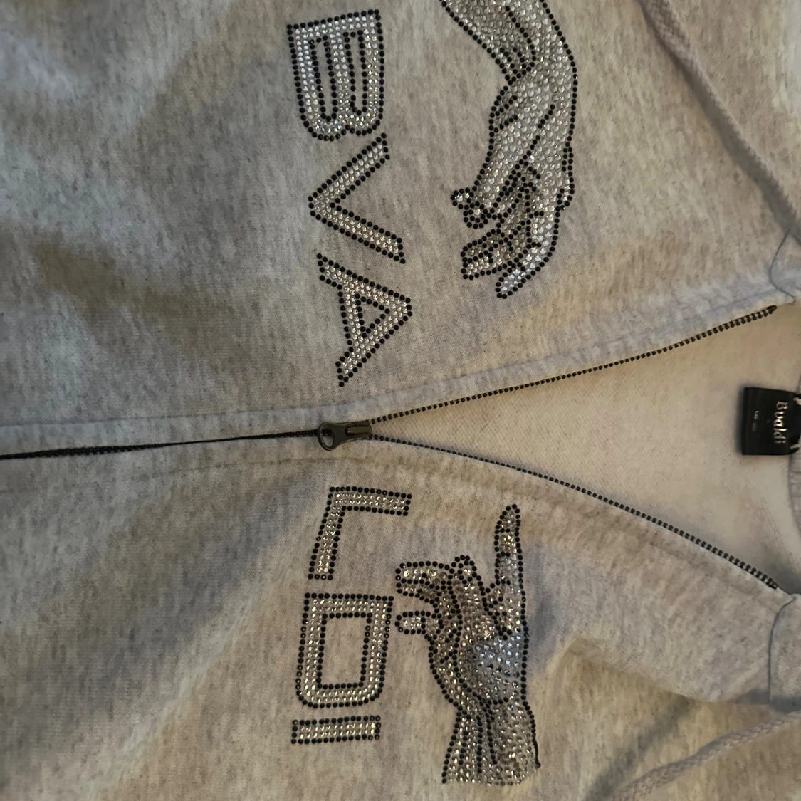 Grå hoodie från bvaldi  - 1