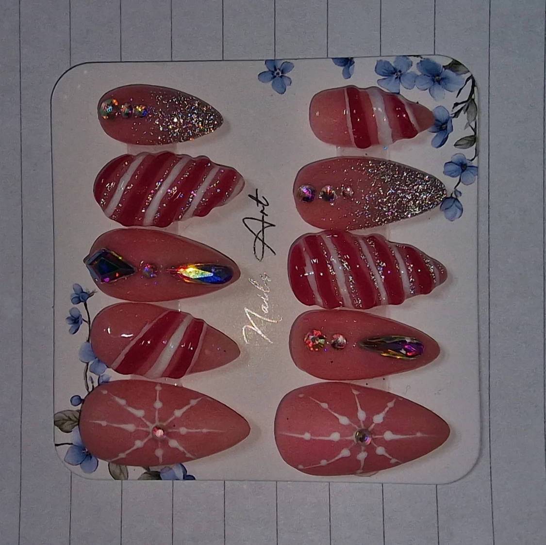 Jul naglar storlek: M - 2