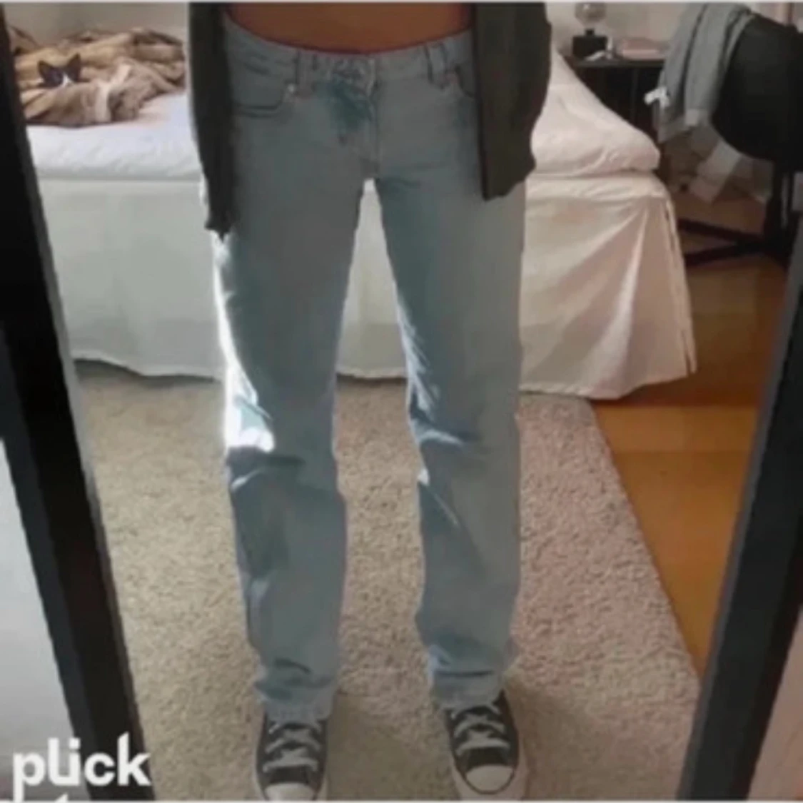 Weekday arrow low jeans