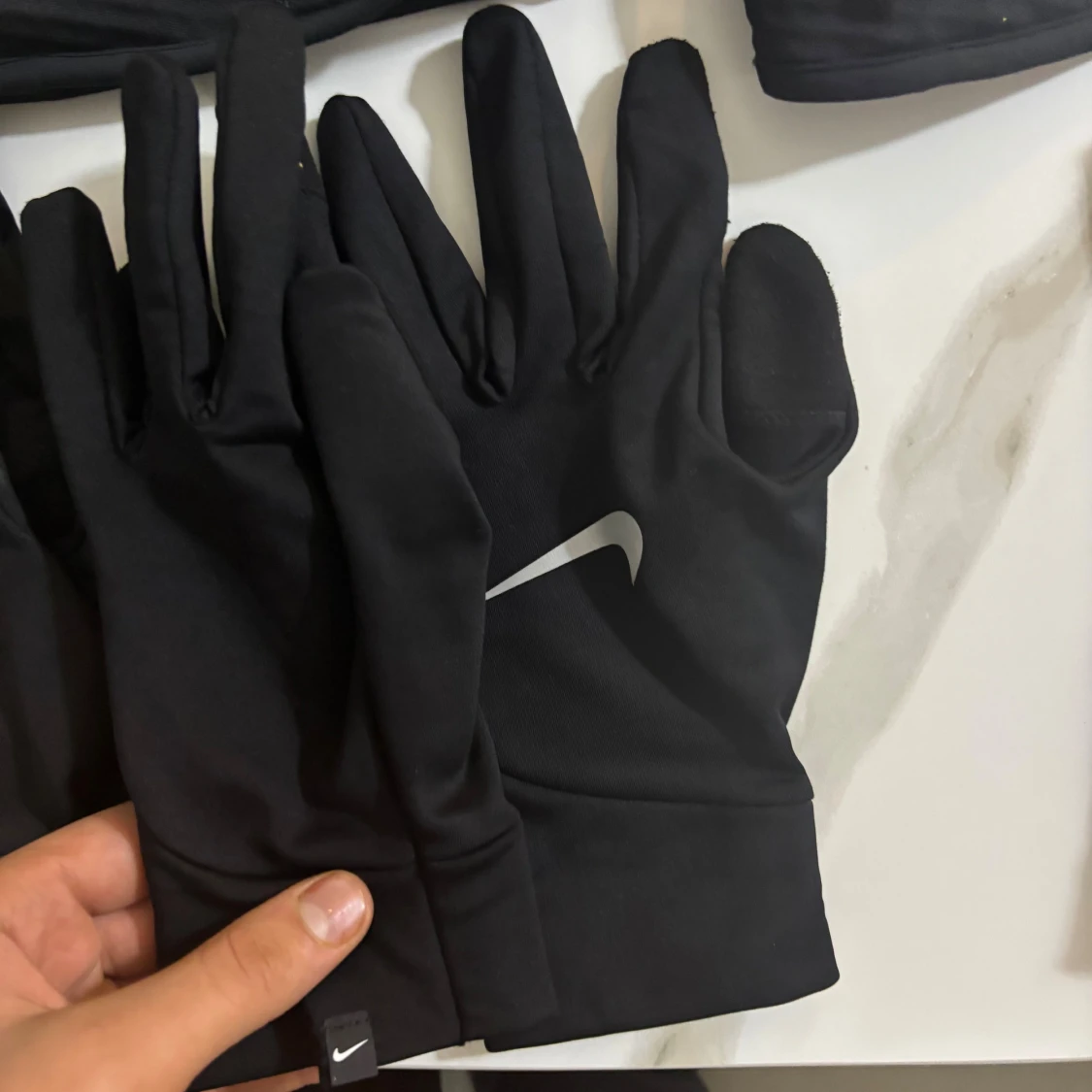 Svarta Nike löparhandskar - 1