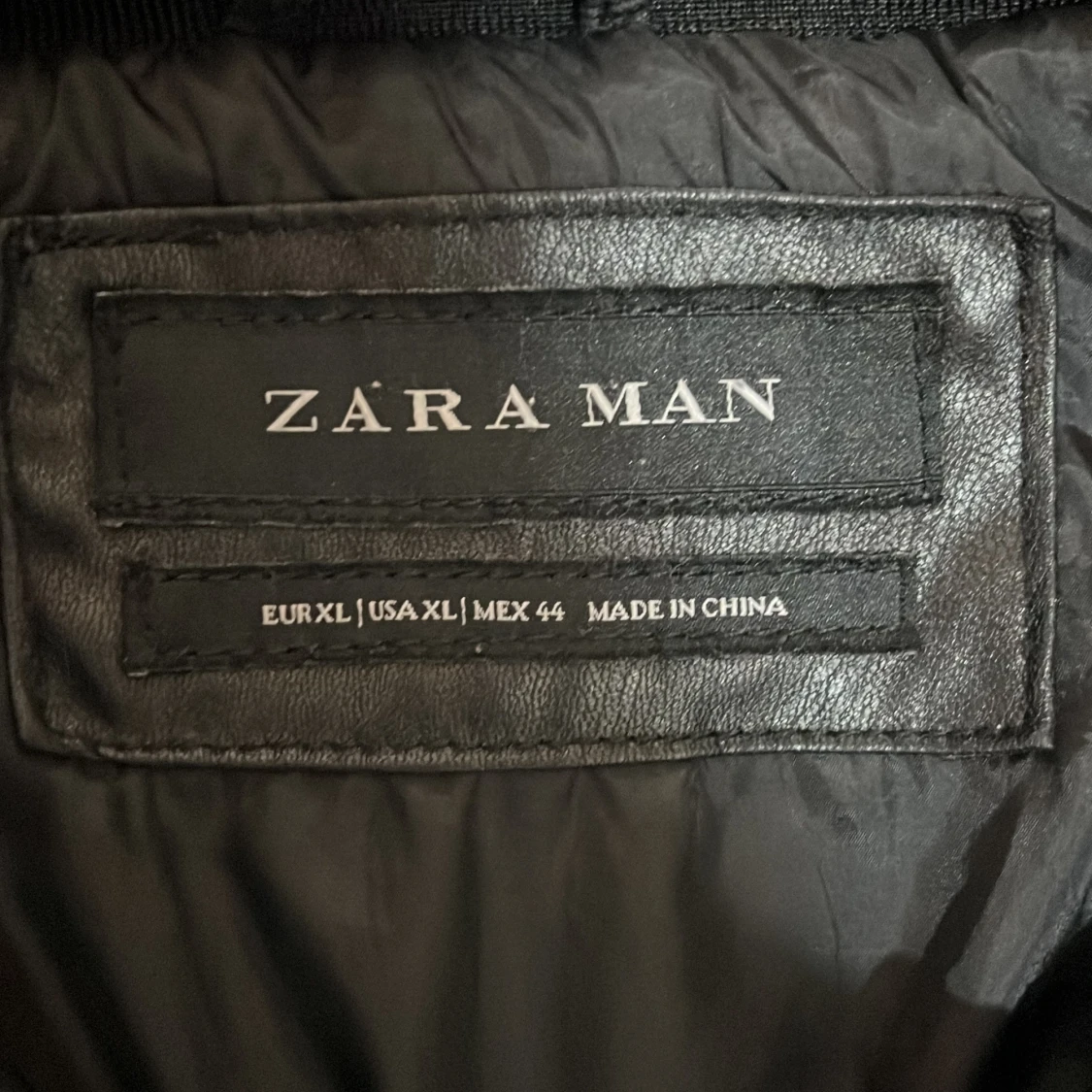 Svart quiltad pufferjacka Zara Man XL - 1
