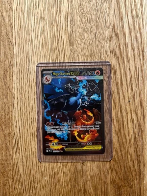 Mega charizard X ex phantasmal flame - Mega charizard X ex phantasmal flame skriv om ni är intresserade 