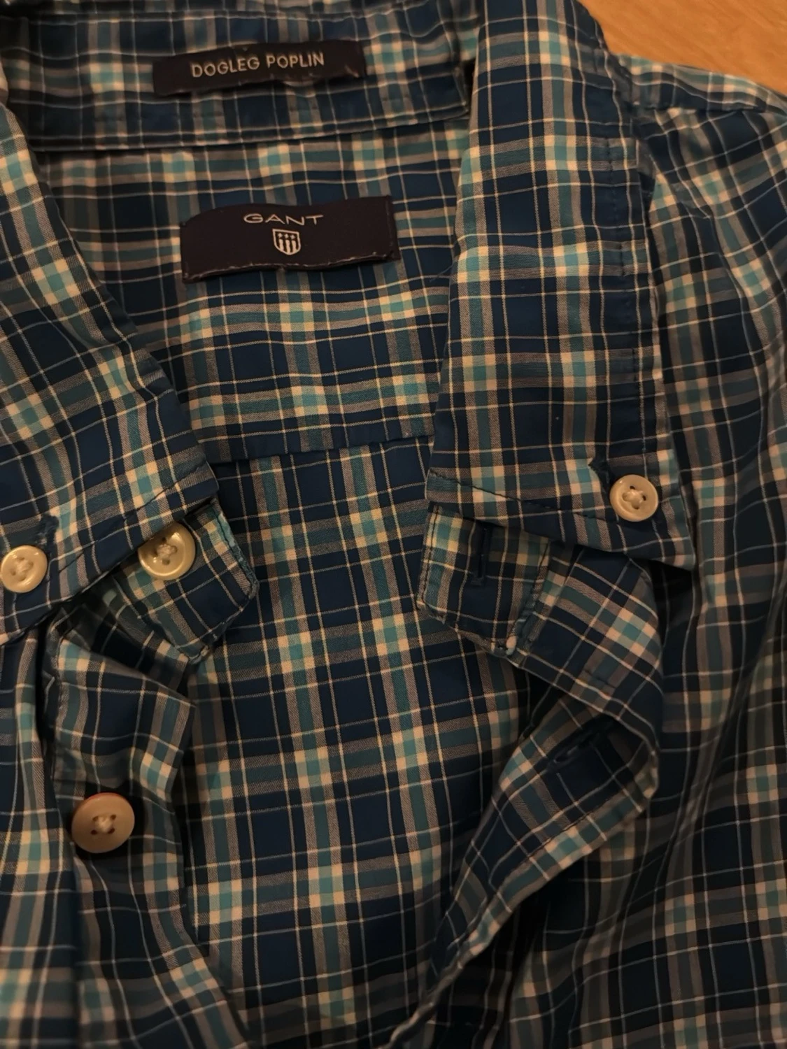 Blårutig långärmad skjorta från Gant - 2