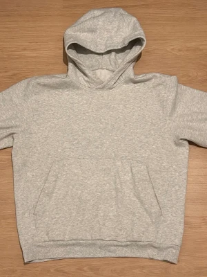 Lululemon men’s hoodie - Best fitting hoodie I have ever owned. Used only a few times so perfect condition. 