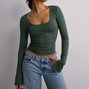 Gina Tricot soft touch topp - Grön långärmad topp från Gina tricot💞