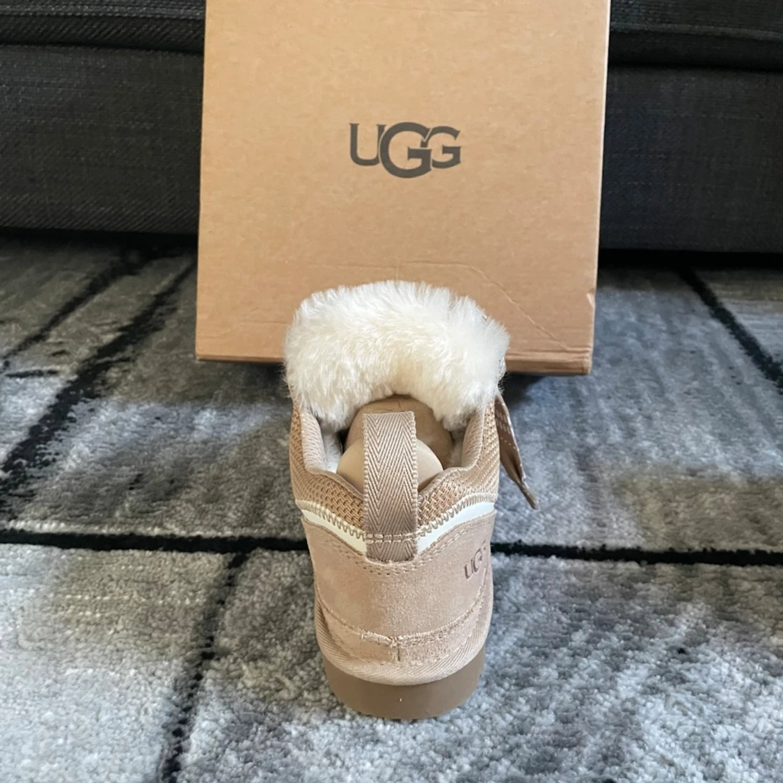 UGG Lowmel Sand Skor - 2