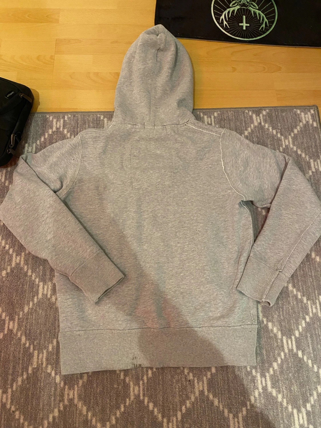 Grå hoodie Abercrombie & Fitch - 1