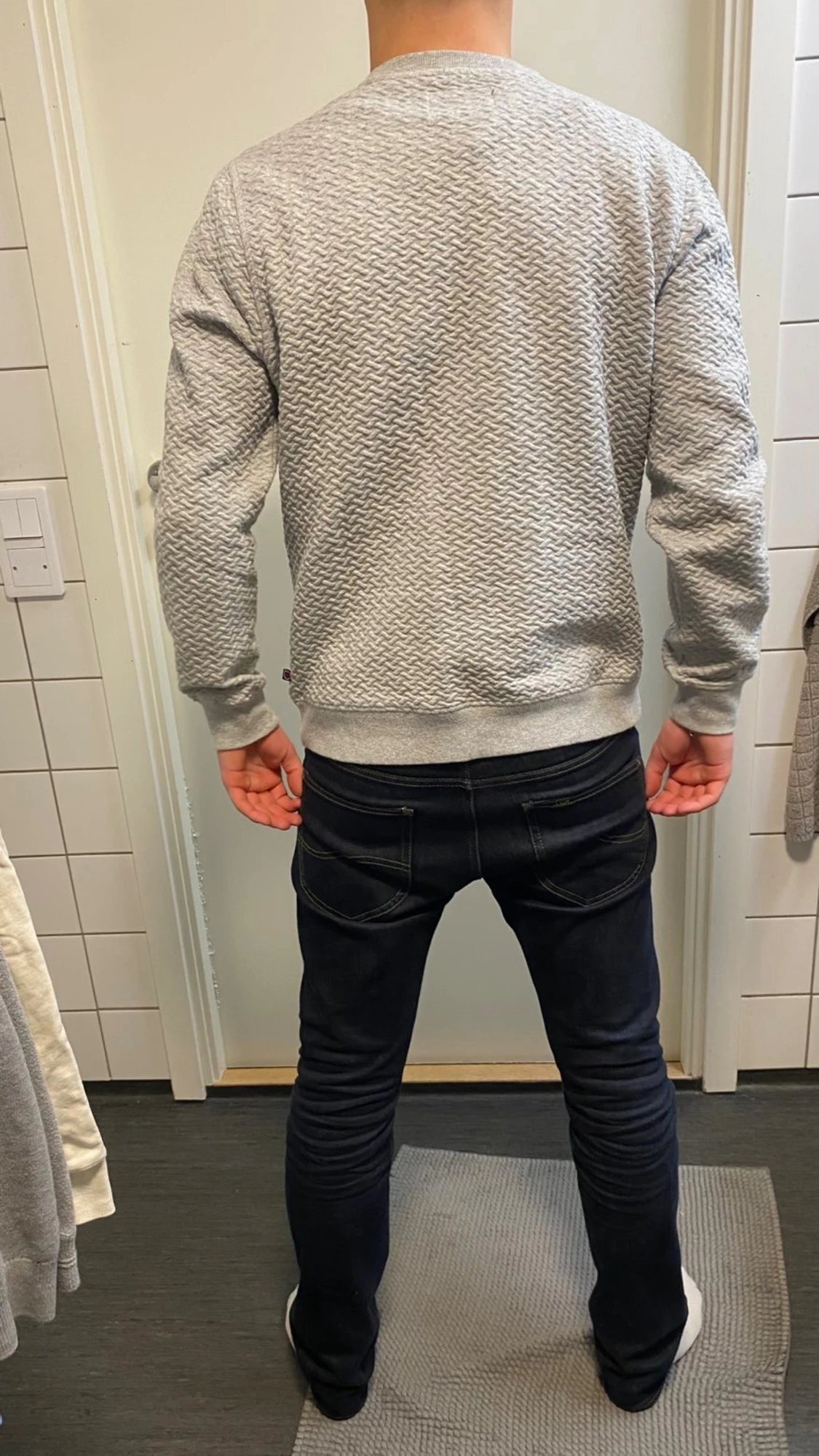 Grå mönstrad tröja från Bondelid - 1