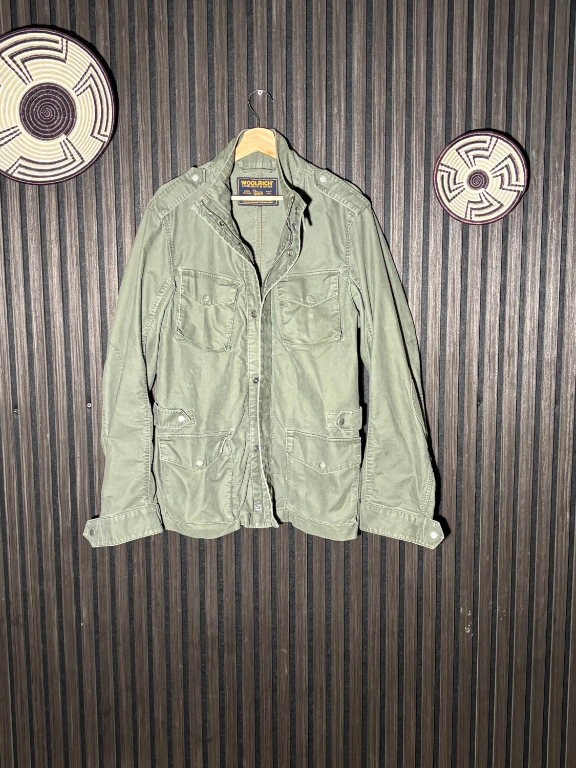 Olivgrön jacka från Woolrich