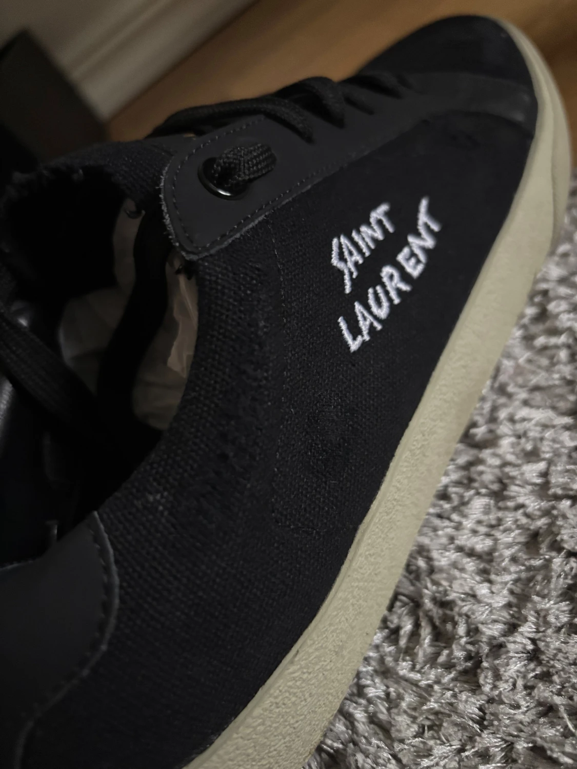 Svarta Saint Laurent skor.  - 3