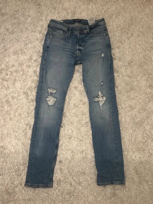 Jack and jones jeans - Jeans från jack and jones, storlek 28:30, inga större defekter, hör av dig vid fråga
