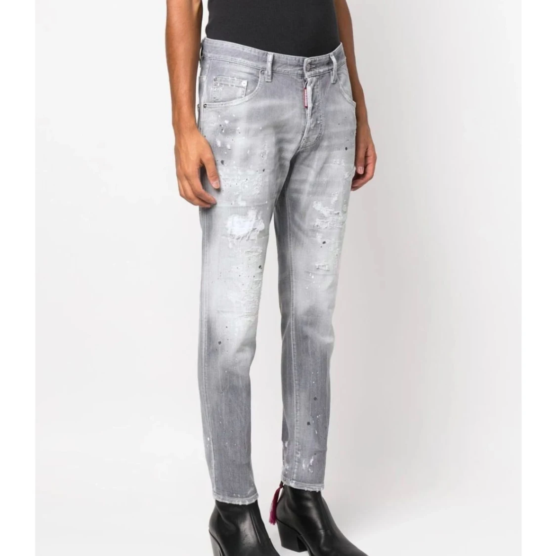 Dsquared2 styratvättade straight-jeans med strassutsmycking - 92