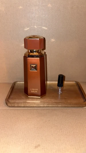 2ml Liquid Brun sample - 2ml sample av liquid Brun, 10% rabatt på bundles 