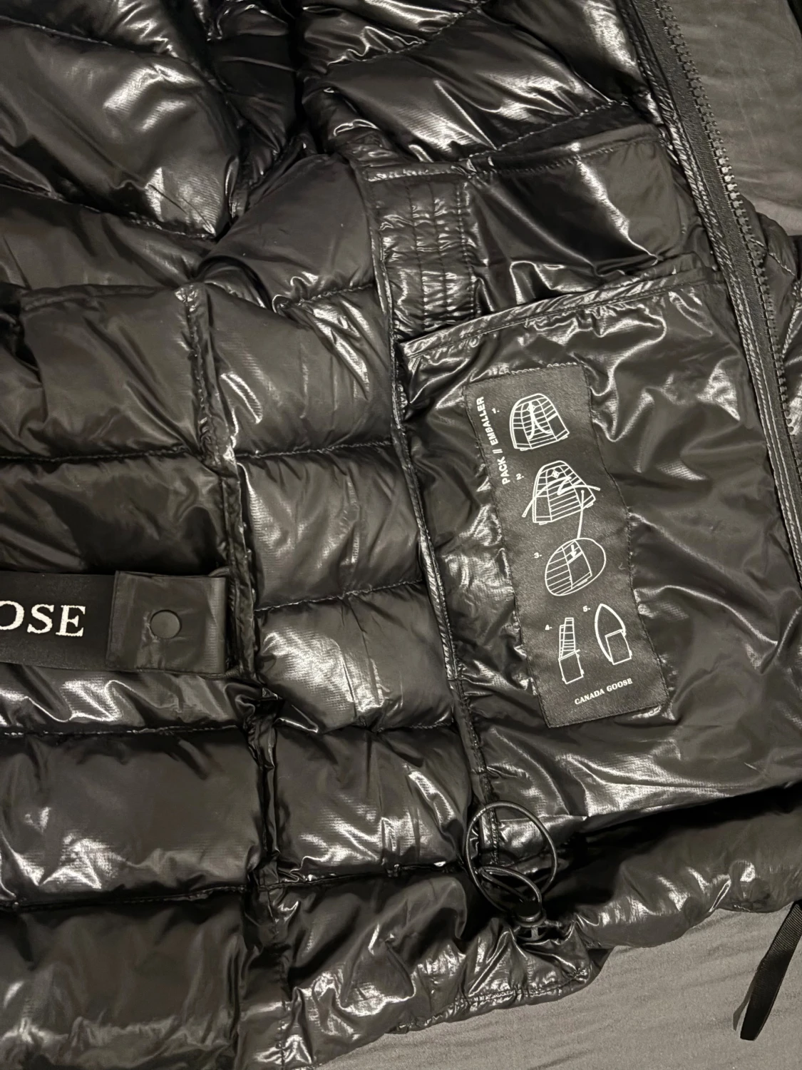 Svart dunjacka från Canada Goose - 1