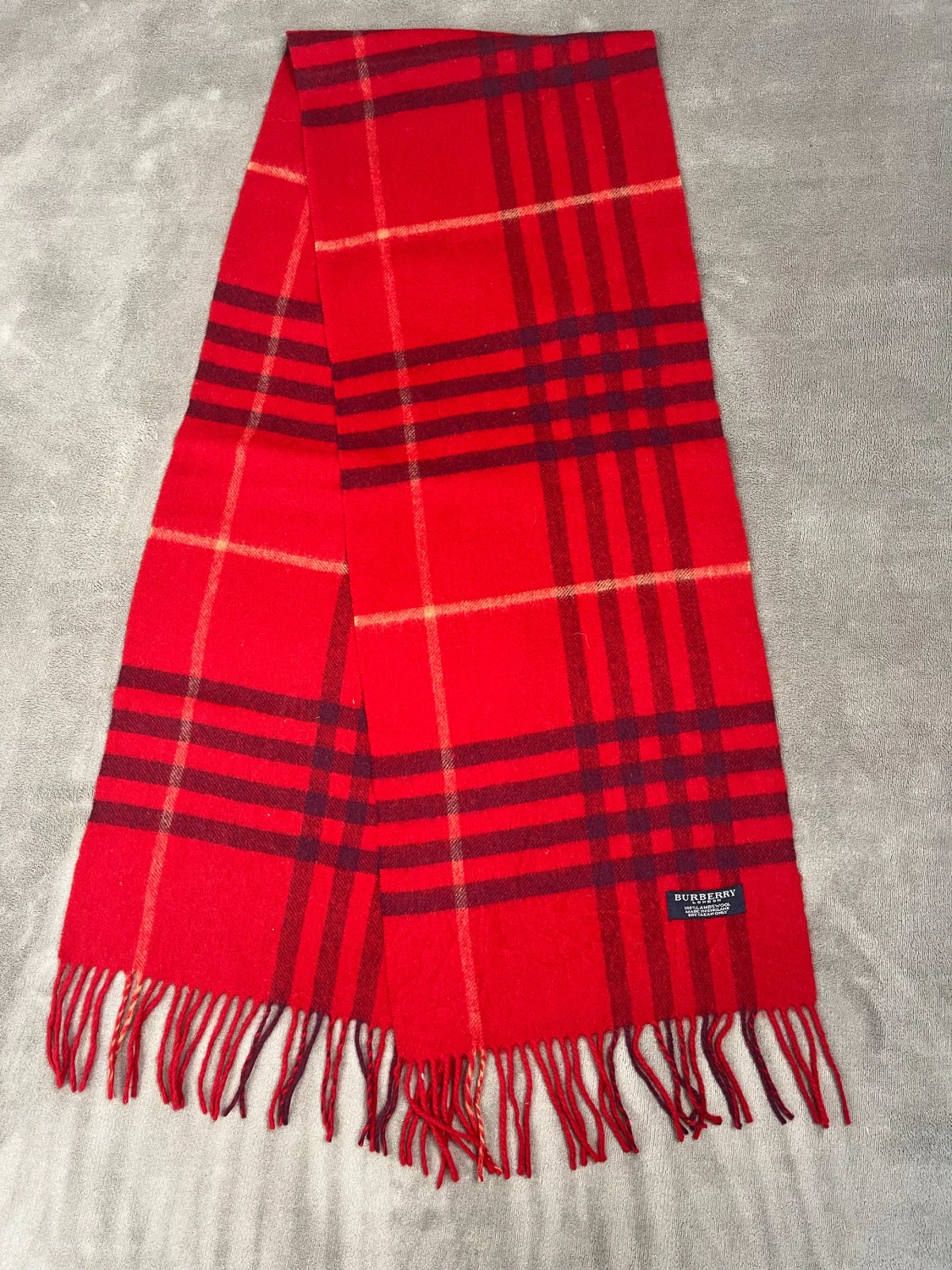 Röd Burberry halsduk - 3