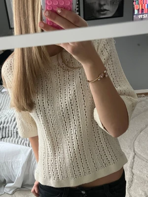 Vit stickad topp från JDY - Aldrig använd! Som stl s