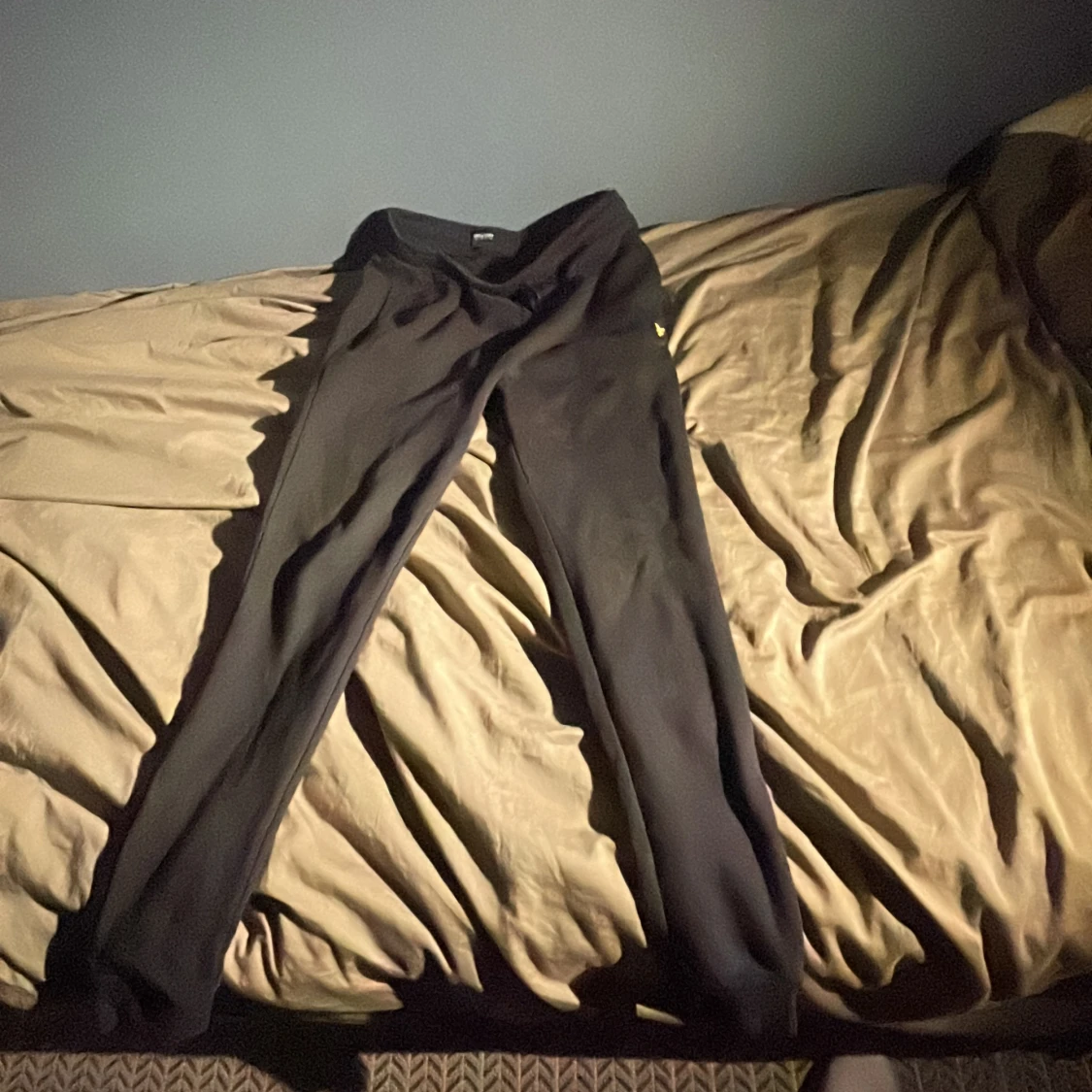 Svarta mjukisbyxor från Lyle & Scott