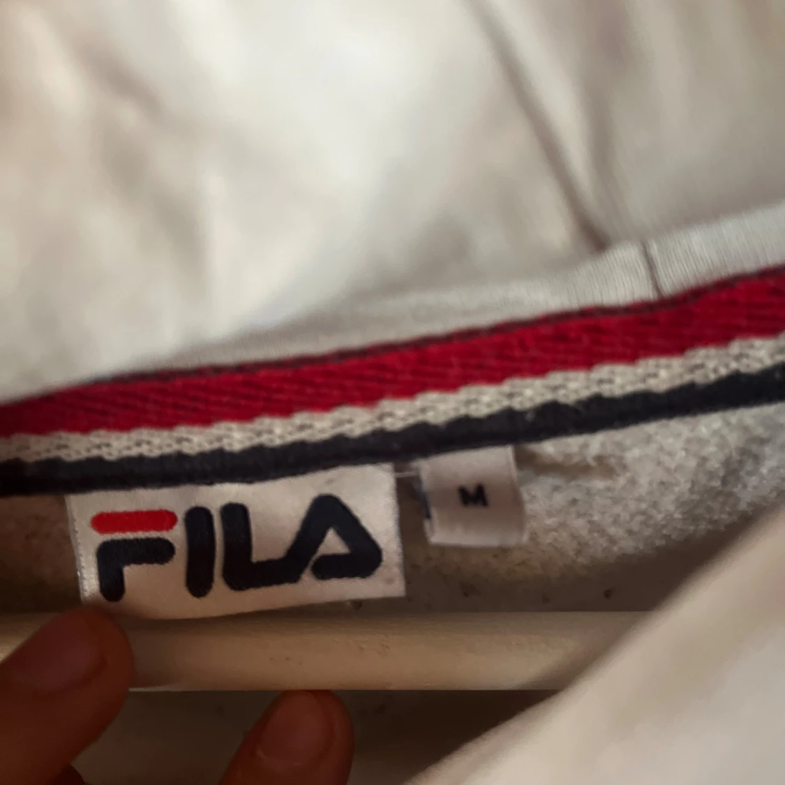 Vit  hoodie från FILA med logga - 1