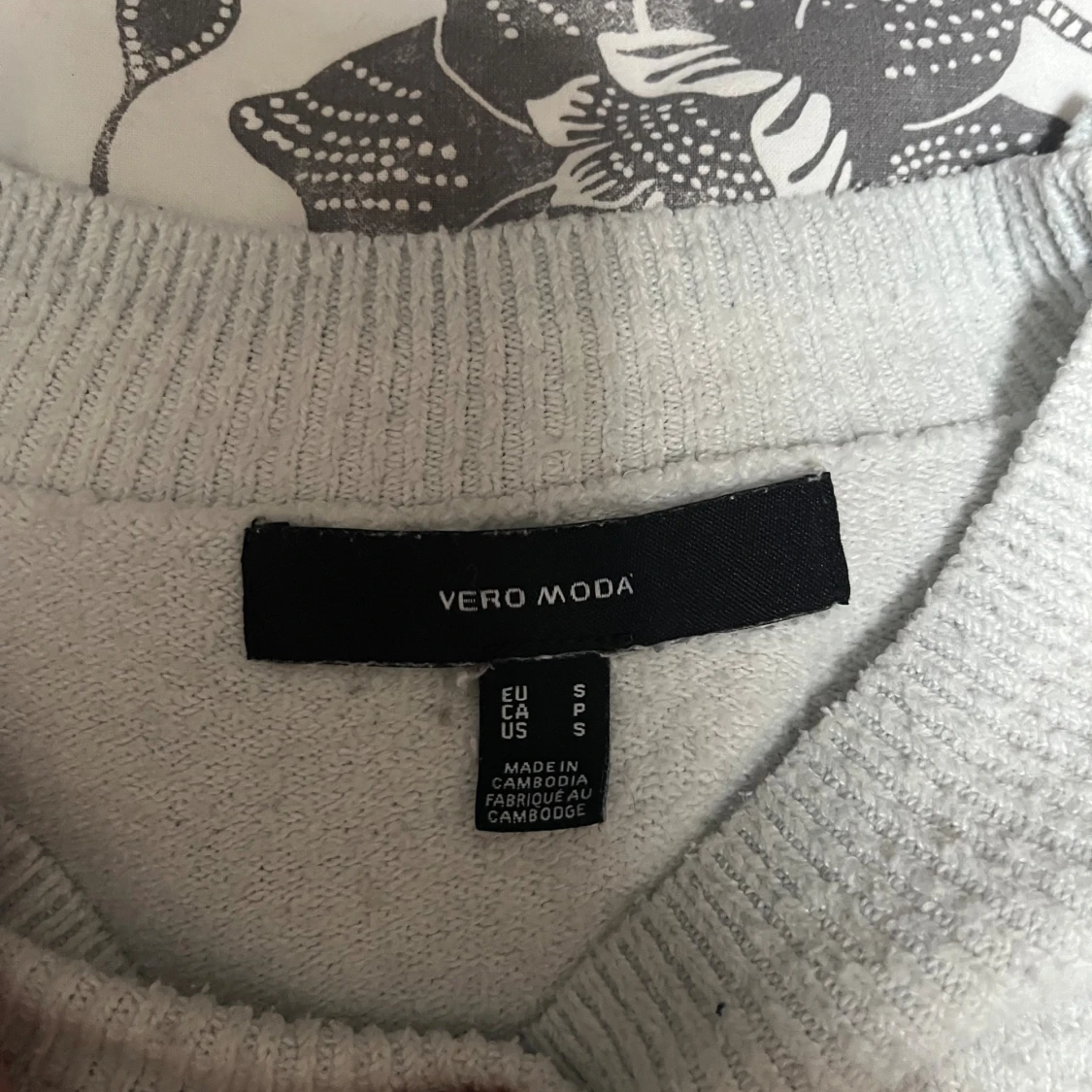 Vit stickad tröja från Vero Moda - 2