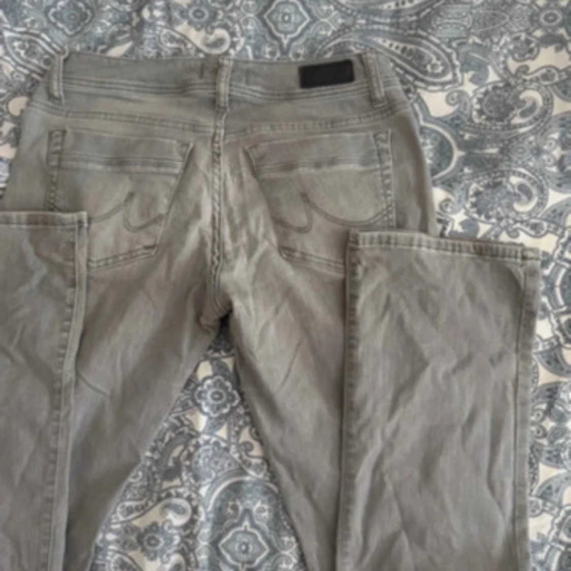 Gråa ltb jeans med låg midja - 2