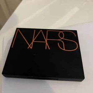 NARS Bronzer Laguna  - Bronzer från NARS i nyansen San Juan 8g, använd/testad en gång och säljer pga den är för ljus för mig! 