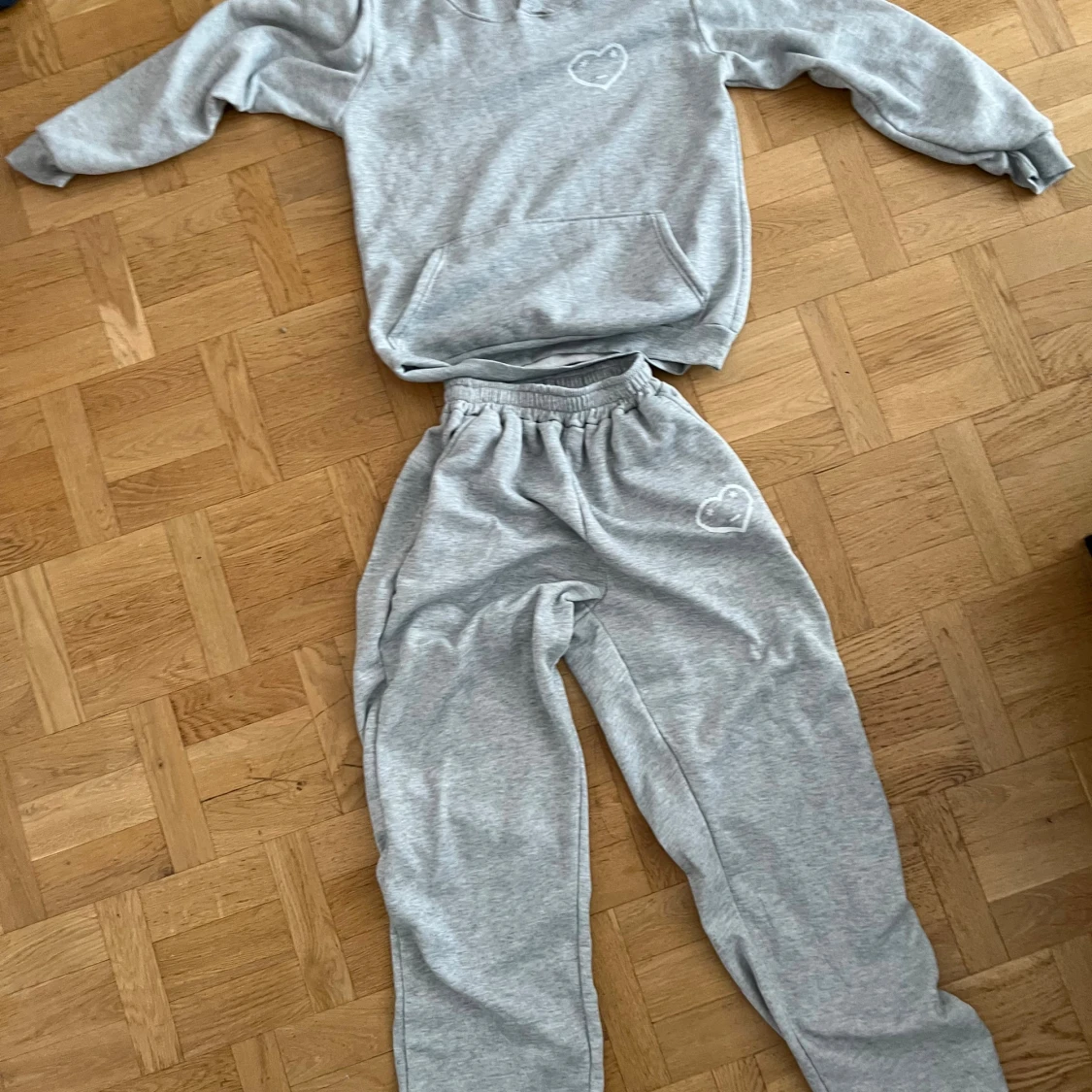 Carsicko tracksuit grå
