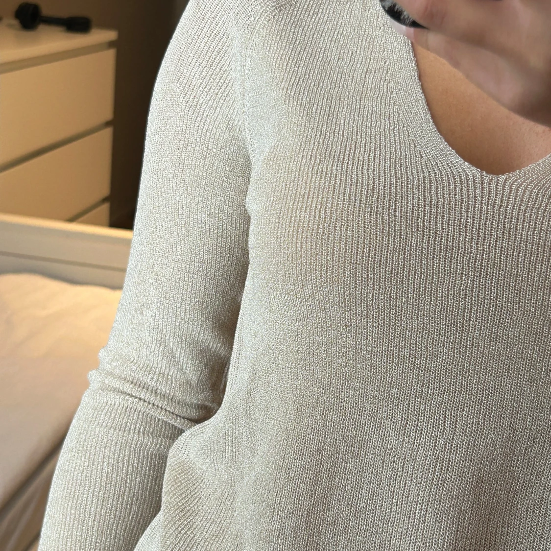 Guld glittrig topp från Mango - 2