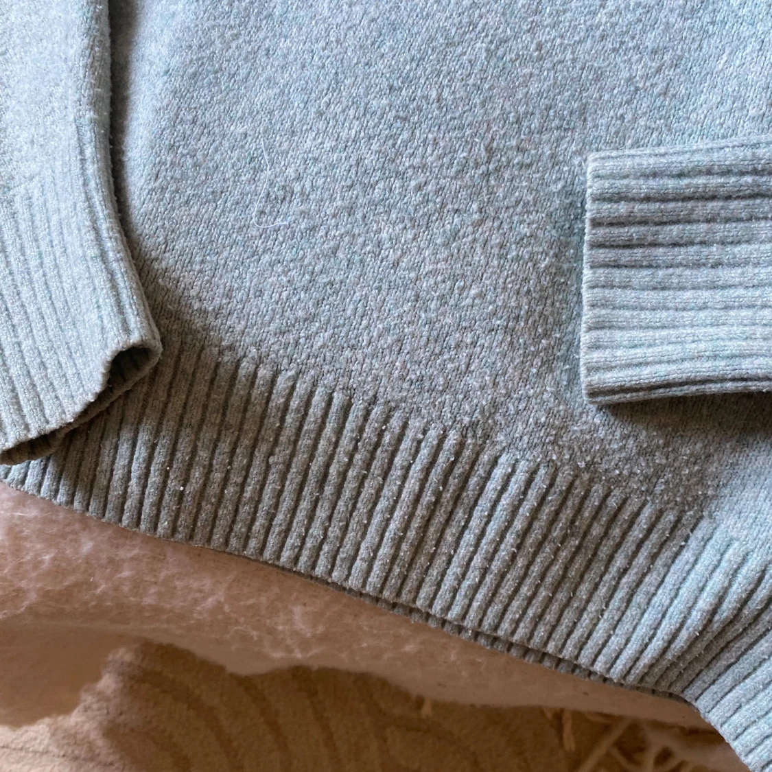 blå/ grön stickad tröja från H&M - 1