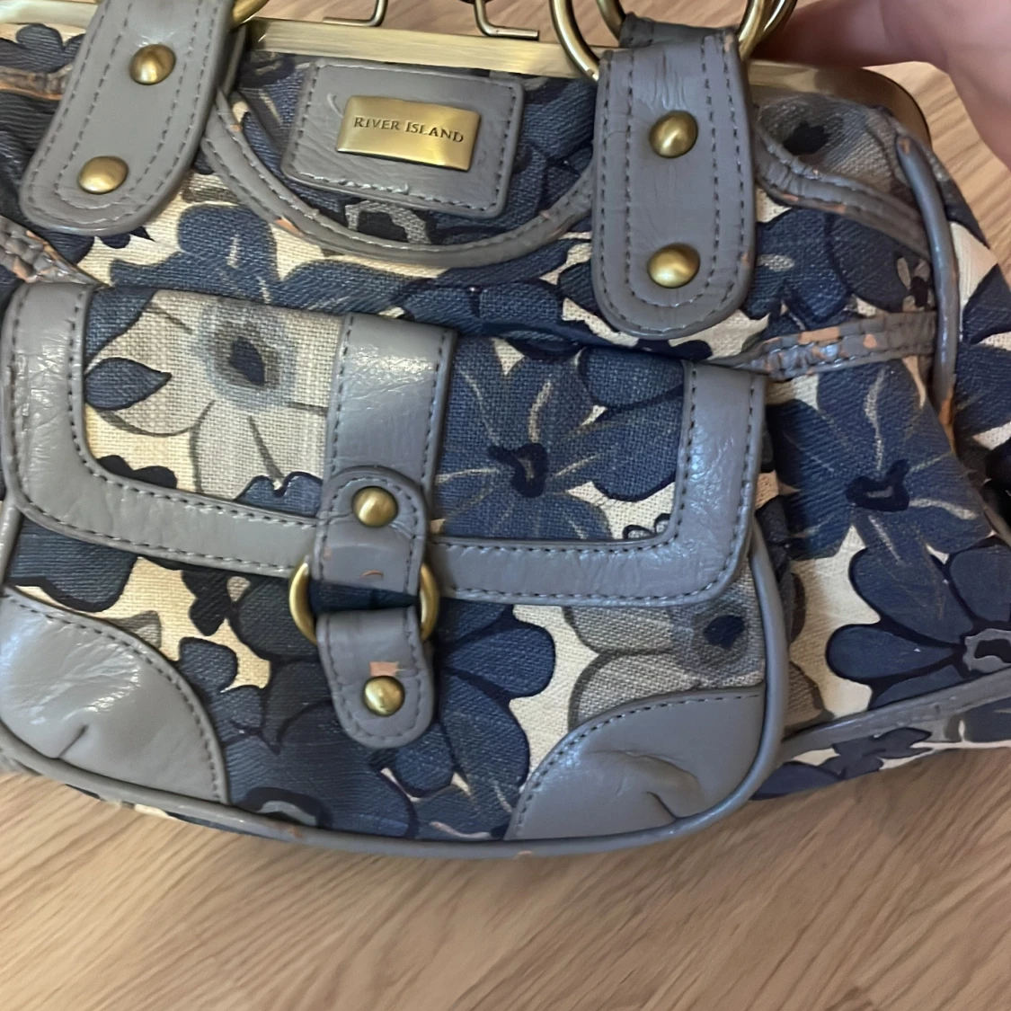 Blommig handväska från River Island - 1