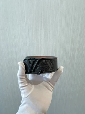 Bälte  - Helt ny svart  bälte 