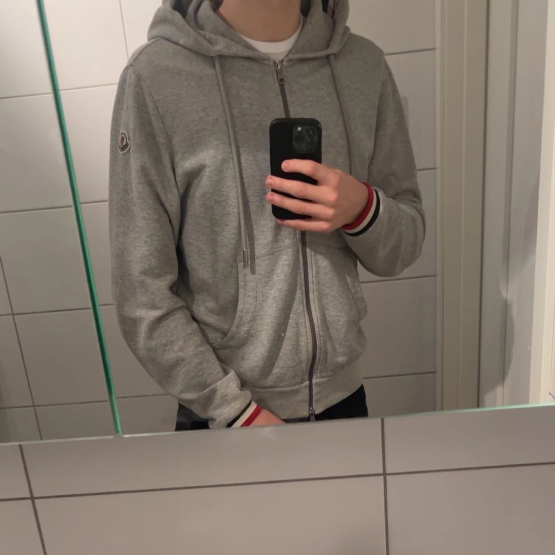 Grå Moncler hoodie med dragkedja - 4