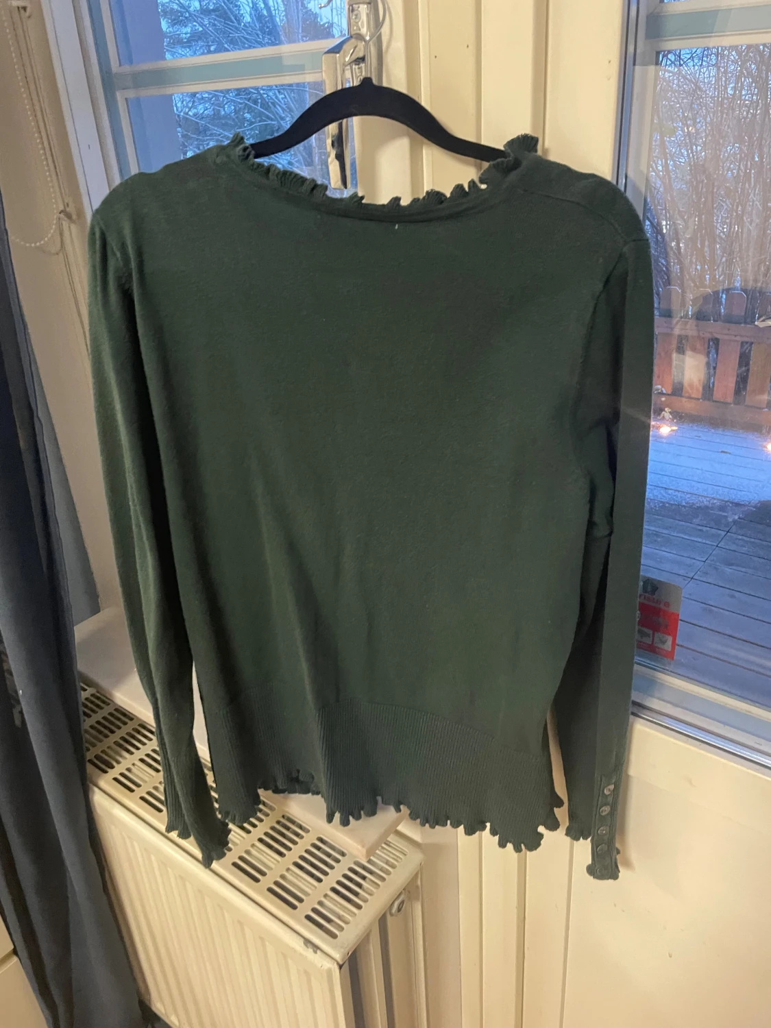 Mörkgrön kofta med volang från Flash Woman - 1