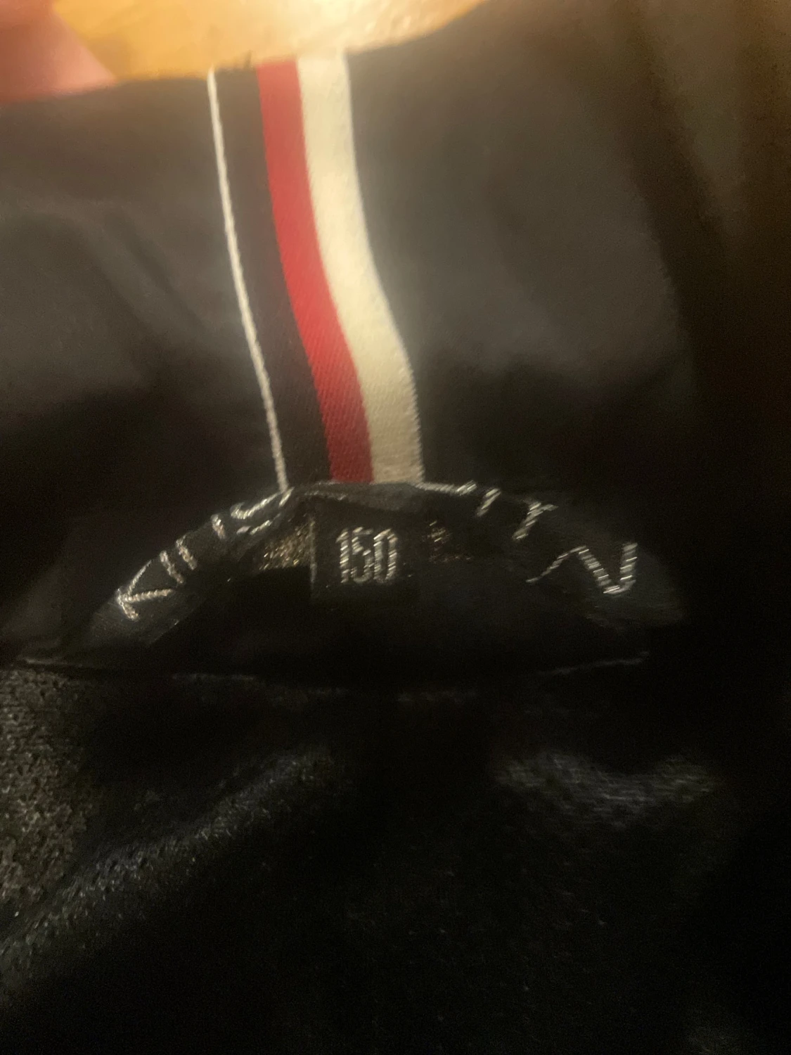 Svart ridkavaj Kingston 160 - 2