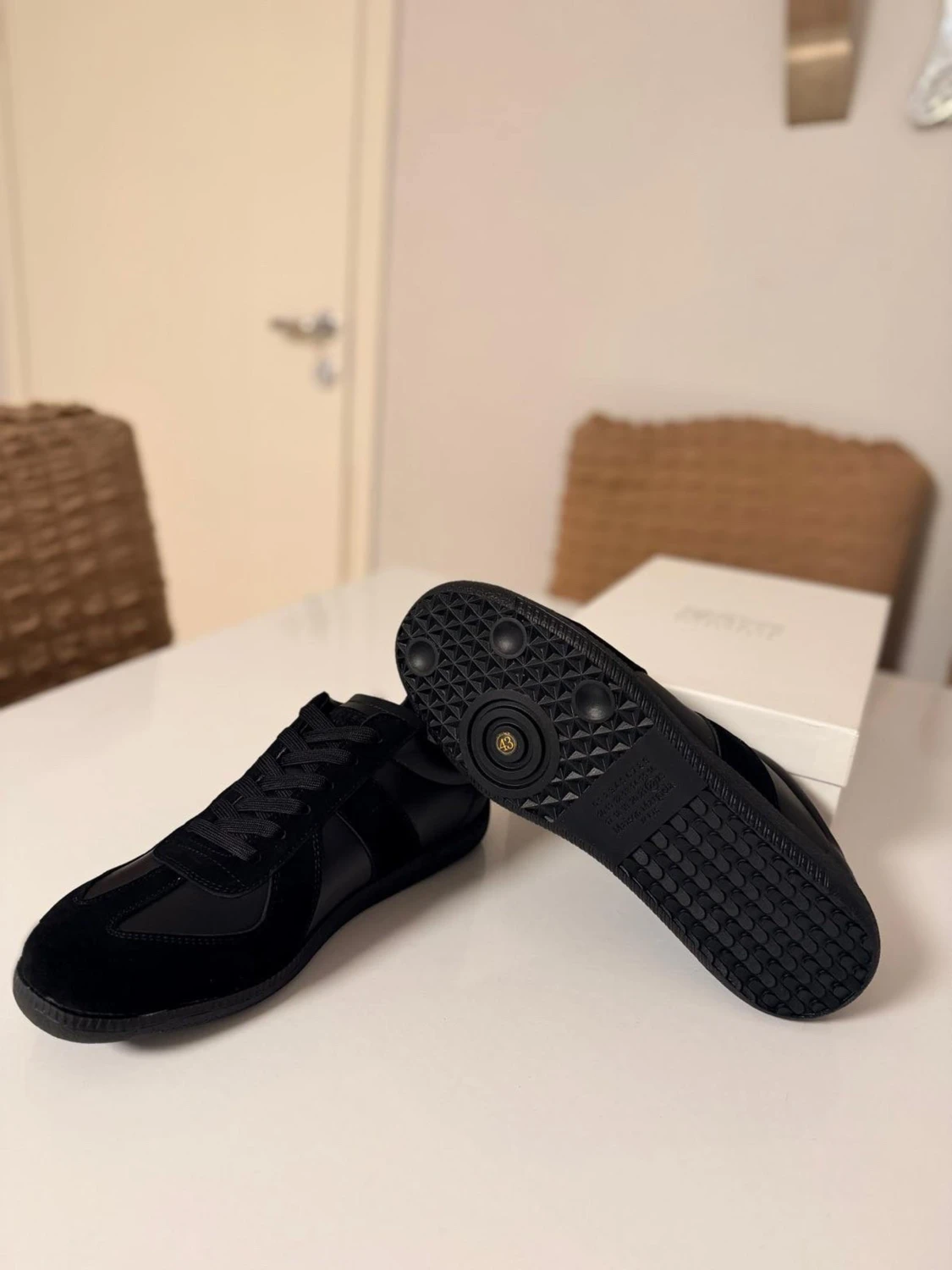 Svarta  sneakers - 4