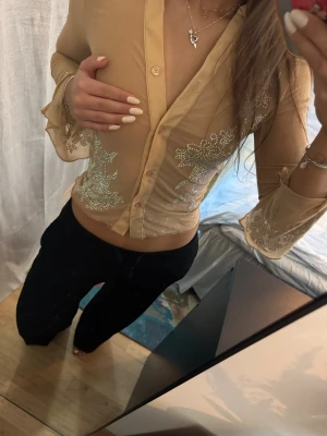 Topp - Så himla cool och festlig topp som aldrig kommit till användning 🥰🥰