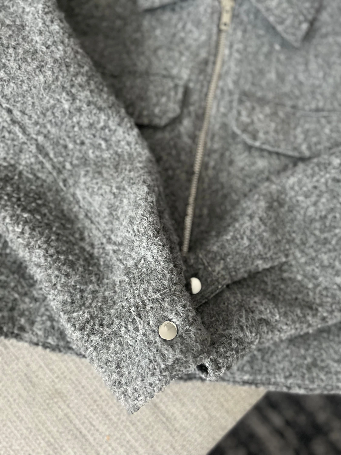 Grå teddyjacka från Zara XS - 5