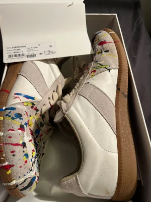 Maison Margiela paint splatter - Storlek 44, 8/10 condition. 