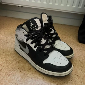 Nike Jordans - Säljer då jag har andra nya skor.