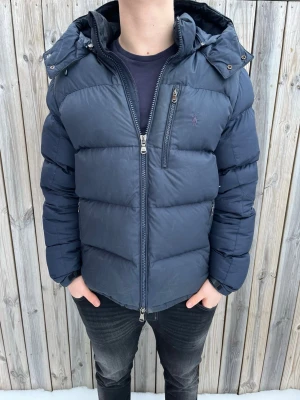 Ralph Lauren jacka   - Ralph Lauren jacka | Mycket bra skick | Size - L | Pris 2799 | Hör av dig vid minsta fråga eller fundering📩
