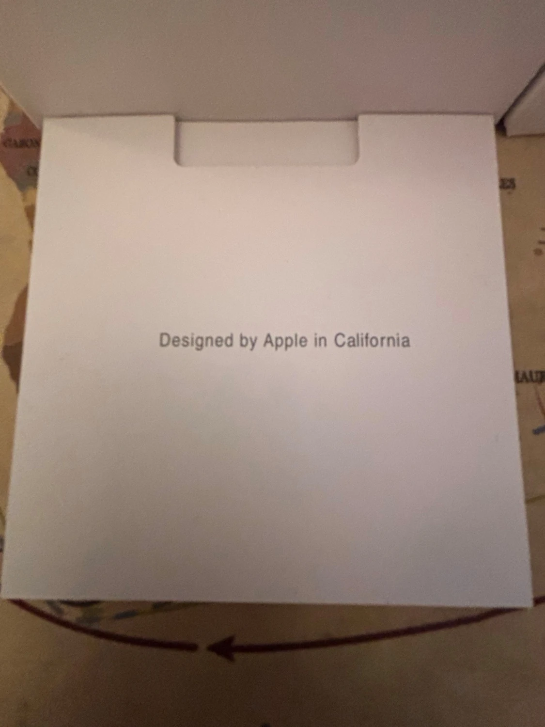 Apple AirPods med laddningsetui - 4