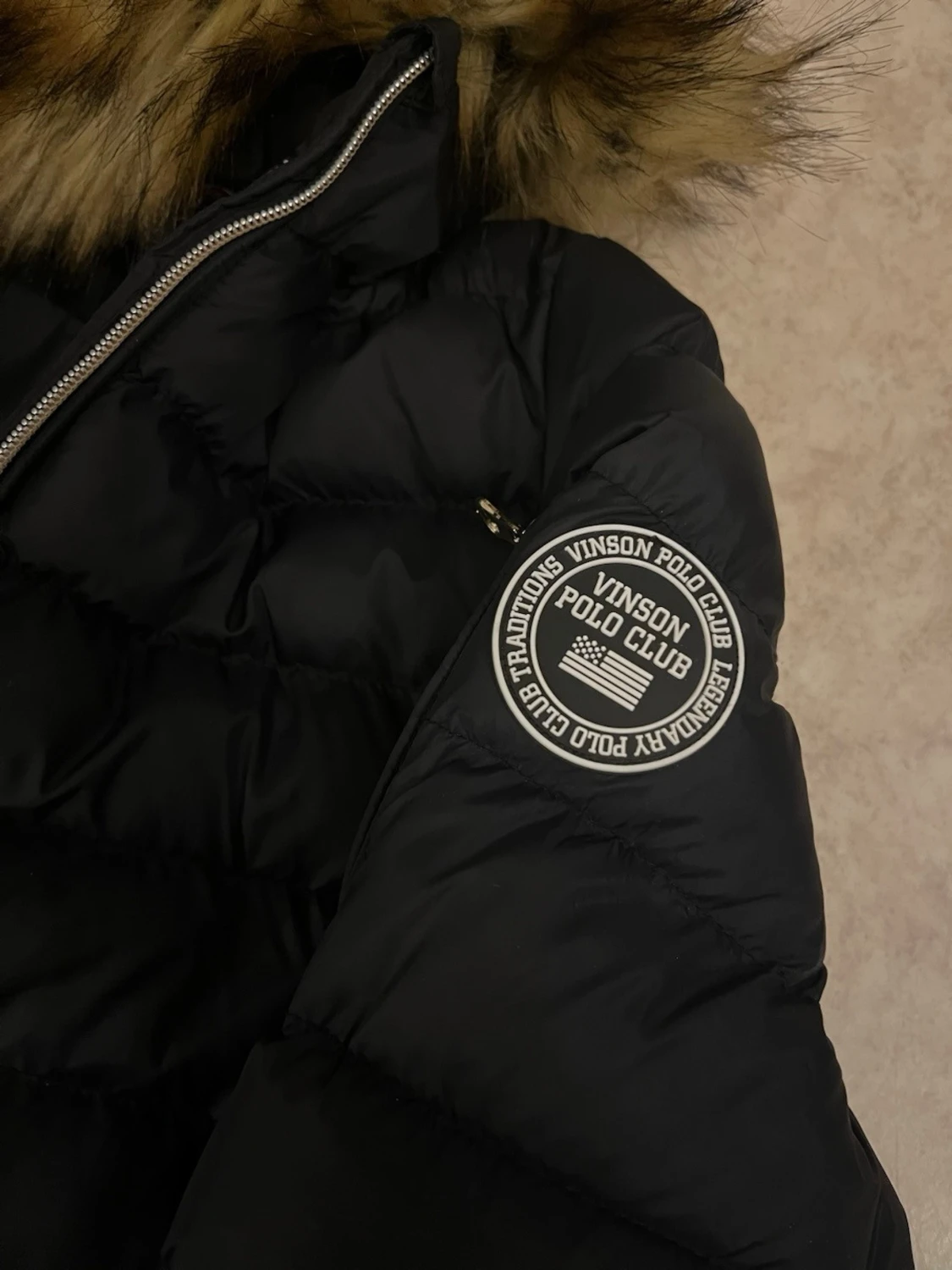 Svart dunjacka från Vinson Polo Club - 1
